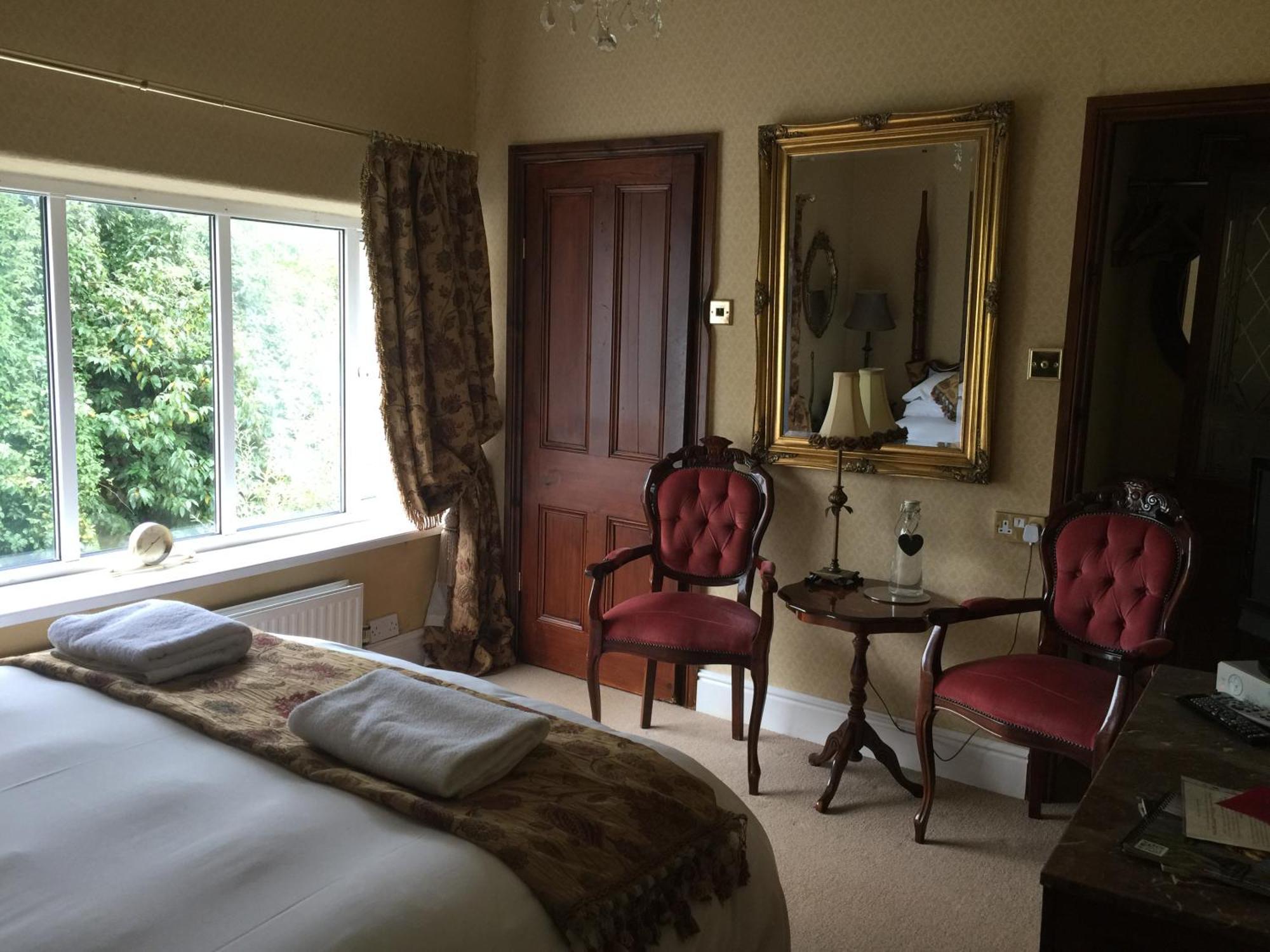 Glyn Isa Country House B&B And Self Catering Apartments Conwy Exteriér fotografie
