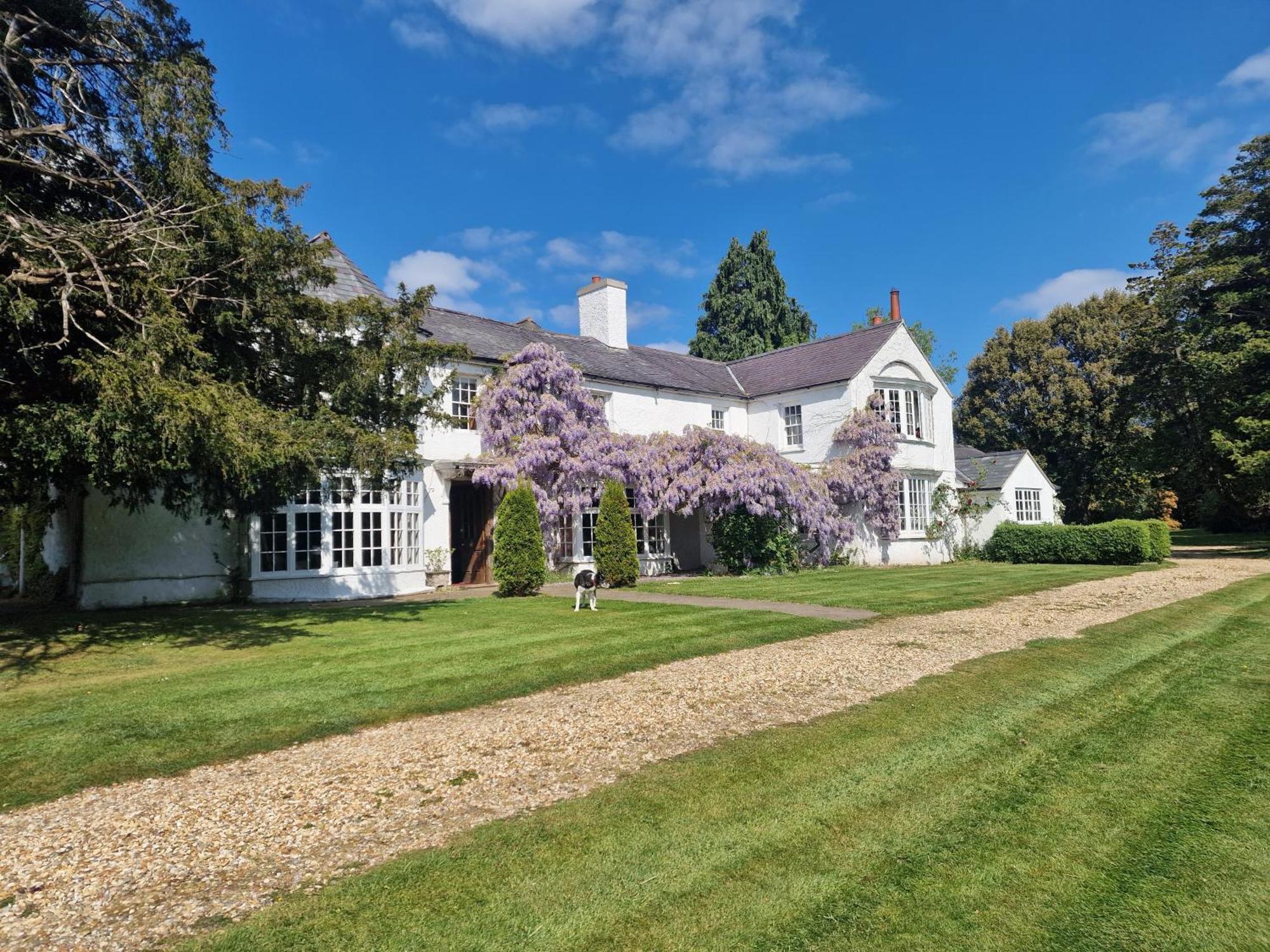 Glyn Isa Country House B&B And Self Catering Apartments Conwy Exteriér fotografie