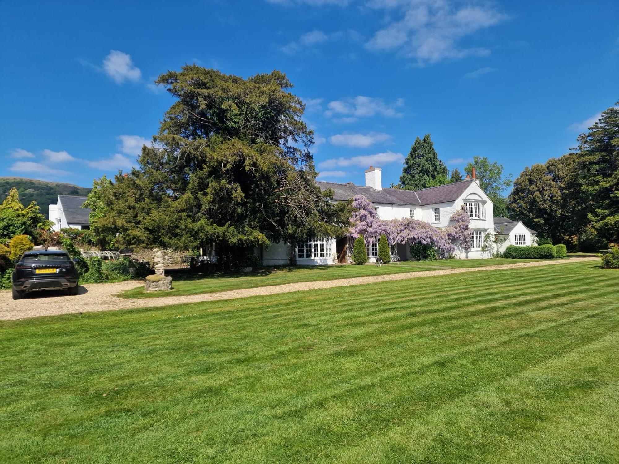 Glyn Isa Country House B&B And Self Catering Apartments Conwy Exteriér fotografie
